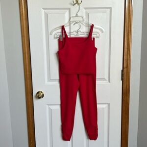 Wilo red two piece workout set